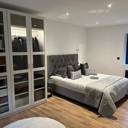 Chambres Dans Maison Neuve Au Style Chic Et Boheme Villeneuve-sous-Dammartin Екстериор снимка